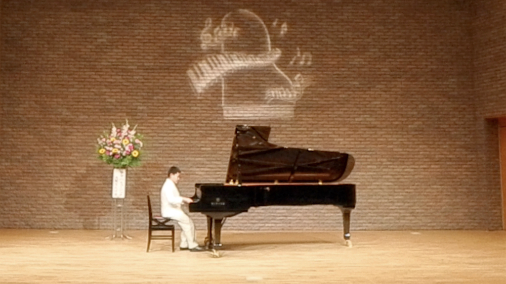 ピアノ発表会 サイドビュー 029